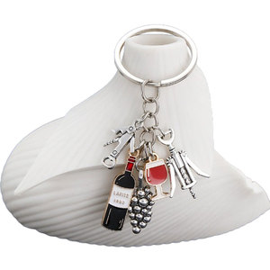 <span class=keywords><strong>Amazon</strong></span> transfrontalier pour 1 tendance européenne et américaine personnalisée <span class=keywords><strong>porte</strong></span>-clés vin de raisin à l'huile pendentif bijoux pour hommes et femmes - Product Image 5