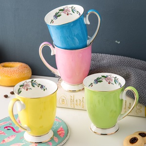 Tasse à pied de haute qualité en <span class=keywords><strong>porcelaine</strong></span> <span class=keywords><strong>fine</strong></span> de Chine, grande capacité 400 ml, style royal floral, couleur unie, tasses à café en céramique - Product Image 6