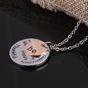 Collier personnalisé en acier inoxydable à double couche, rond et géométrique, avec pendentif alphabet anglais, pour un usage quotidien, idéal comme cadeau - Product Image 4
