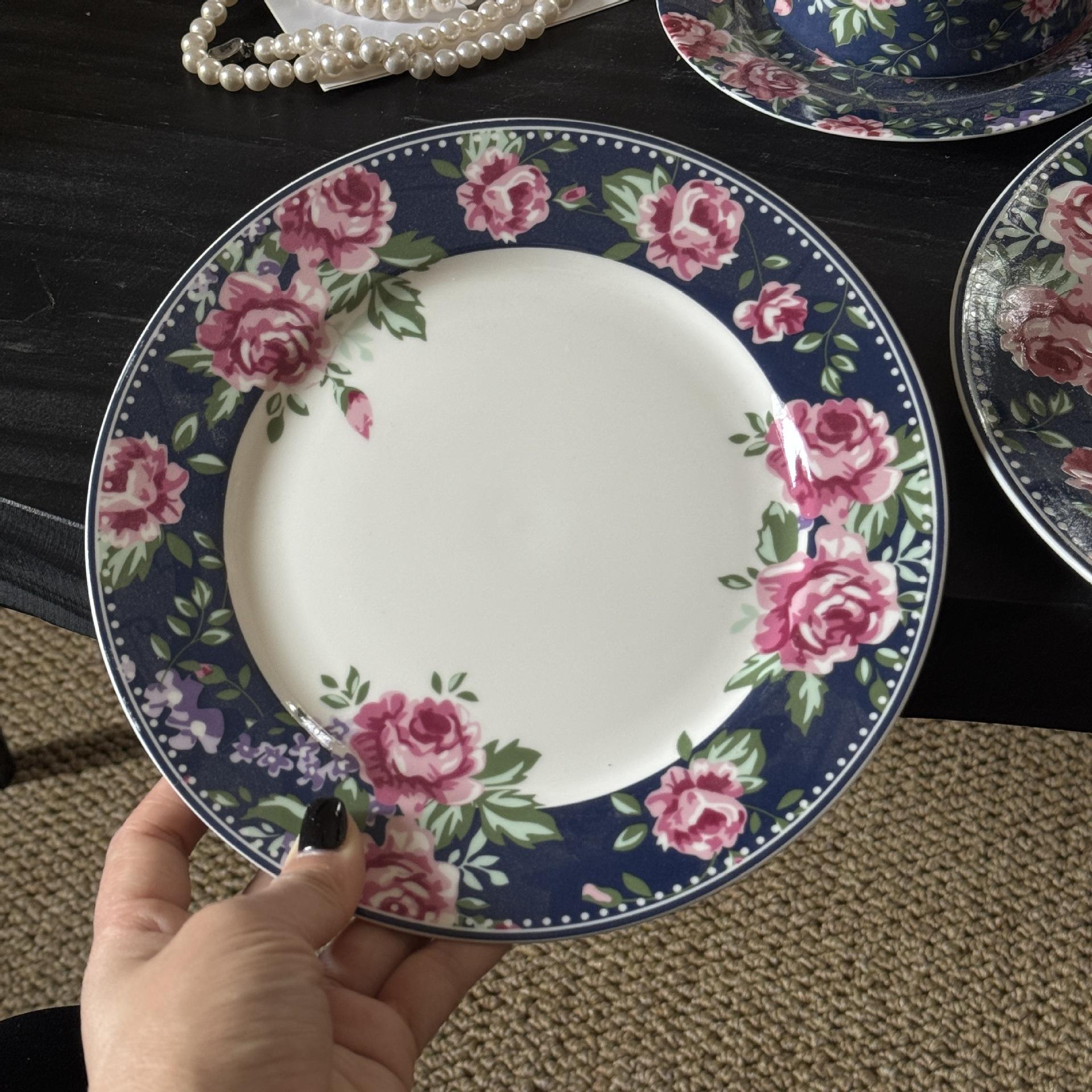 8-inch plate of flowers from southern Xizang, 20*2.5