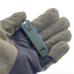 Accendifuoco Multifunzione 3 in 1 per Esterni con Fischietto, Attrezzatura di Sopravvivenza per Campeggio ed Emergenze - Product Image 5