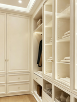 XINGRUO Dressing sur mesure avec étagères et tiroirs LED, couleur crème, pour la maison
