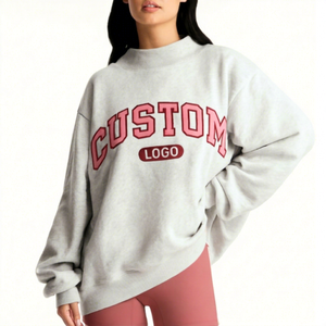 Sweat-shirt oversize en molleton brodé à col montant en coton doux pour femme avec logo personnalisé – Style streetwear - Product Image 1