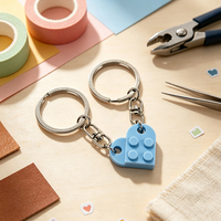 Porte-clés en briques de construction, pendentif, jouet promotionnel personnalisé, cadeau, blocs 2x4, jouets pour enfants