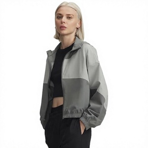 Chaqueta Cortavientos de Manga Larga para Mujer, Diseño Casual Holgado, con Cierre y Logotipo, Impermeable y Resistente al Viento, Nueva Colección de Otoño, Venta al Por Mayor - Product Image 2
