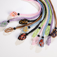 Collier en Filet Accesoires de Bijoux en Cristal de Pierre Naturelle Colorée, Pendentif Rétro en Filet Tressé avec Chaîne Cordon Ajustable