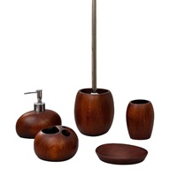 Ensemble d'accessoires de salle de bain élégant en résine imitation bois de noyer, cinq pièces, imperméable, durable, effet bois foncé, aspect bois écologique