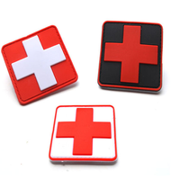 Patch 3D en caoutchouc PVC, Badge tactique en silicone pour les ambulants médicaux, Patch de drapeau de la croix rouge, emblème