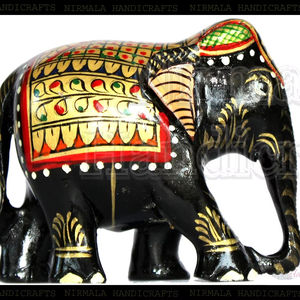 รูปปั้นช้างไม้แกะสลักด้วยมือ ลวดลายดอกไม้และสัตว์ที่ประณีต งานแกะสลักไม้สไตล์ราชสถาน ของตกแต่งบ้าน - Product Image 2