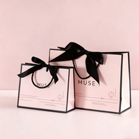 Sac en papier écologique personnalisé avec estampage à chaud or/argent, poignée à cordon, taille personnalisable pour cadeaux de luxe, chaussures