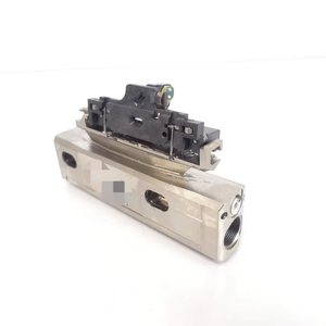 Lc 4x3 Cabezal de lectura Id 575669-09 Sn 58440771c Nuevo Original Listo Stock Automatización industrial Pac Dedicado Plc Progr - Product Image 1