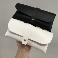 Boîte à lunettes en cuir PU blanc noir de luxe avec logo personnalisé paquet d'étuis à lunettes de soleil avec logo personnalisé