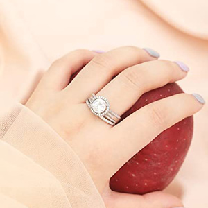 Anelli per coppia in rame dal design unico, con zirconi rotondi intarsiati, eleganti gioielli da sposa di lusso leggero per occasioni di festa - Product Image 6