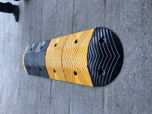 1000MM de <span class=keywords><strong>entrada</strong></span> de goma de alambre de carretera reductores de velocidad. - Product Image 4