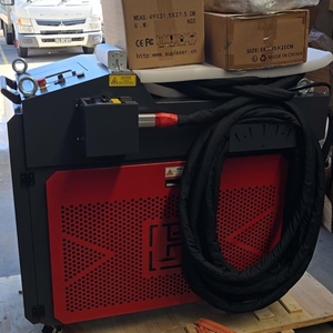 TOCHTECH CE Type Laser-cleaner, machine de nettoyage au laser à fibre continue 6000W pour l'élimination de la rouille et de la <span class=keywords><strong>peinture</strong></span> sur châssis de voiture - Product Image 6