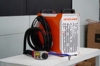 Machine de nettoyage au laser à fibre pulsée refroidie par air Guoyuan PRO 300W à haute efficacité pour l'élimination de la rouille des métaux et le nettoyage des surfaces