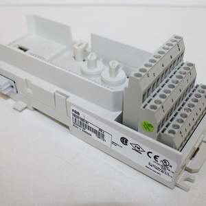ยูนิตปลายทาง TU811V1 รุ่น 3BSE013231R1 สำหรับ PLC - Product Image 1