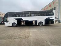 Prix pas chers LHD diesel youtong bus à deux étages 60 places autocar