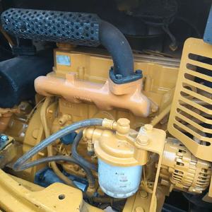 Mini excavadora de 4 toneladas CAT304C CR usada de la mejor calidad, alto rendimiento, excelente estado con bomba de engranajes de caja de cambios de motor original - Product Image 6