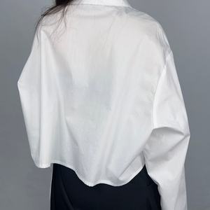 Chemise à manches longues élégante et décontractée pour femme OEM, de haute qualité, nouvelle mode, en coton, boutonnée, streetwear, XS, été, hiver - Product Image 3