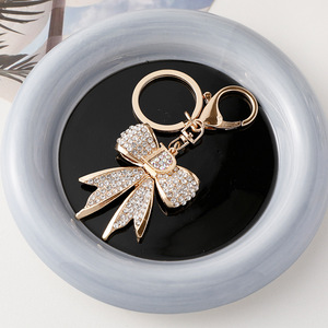 Portachiavi Professionale Stile Coreano con Lettera D in Strass e Fiocco, Accessorio per Chiavi Auto, Accessorio per Borsa, Ciondolo Regalo - Product Image 3