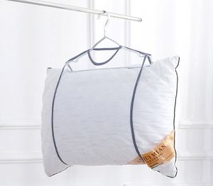 D5320 Séchoir suspendu et filet de rangement pour oreillers et poupées, <span class=keywords><strong>avec</strong></span> design coupe-vent pour fenêtre, organisateur de sacs en maille - Product Image 3