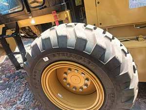 ยางเรเดียล CAT 140gc มือสอง ขนาด 235/55ZR17 สำหรับรถเกรดเดอร์ Z Motor ใช้สำหรับเปลี่ยน/ซ่อมแซม อุปกรณ์ก่อสร้างถนนสำหรับงานหนัก รับประกัน 1 ปี - Product Image 3