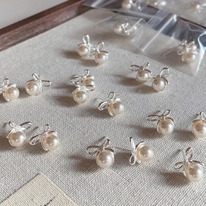 S925 Pure <b>Silver</b> Fresh Sweet Bow <b>Pearl</b> <b>Earrings</b> Korean Version INS Design Feeling Women's Fashion Small Fresh <b>Pearl</b> <b>Earrings</b> - Product Image 4