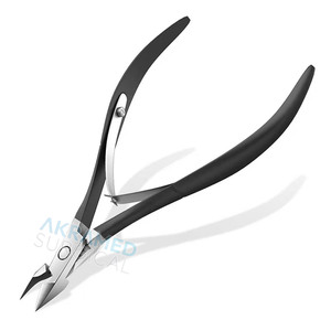 Outils de pédicure professionnels pince à cuticules pour ongles directe d'usine Logo Laser coupe-ongles fabriqué au Pakistan - Product Image 5