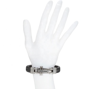 Bracciale in pelle intrecciata Vintage con Design a proiettile creativo da <span class=keywords><strong>uomo</strong></span> in acciaio chirurgico unico all'ingrosso personalizzato - Product Image 3