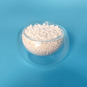 כדורי זירקוניה לבנים מסוג Yttria במגוון גדלים, כדורי זירקוניה עמידים בפני שחיקה - Product Image 1