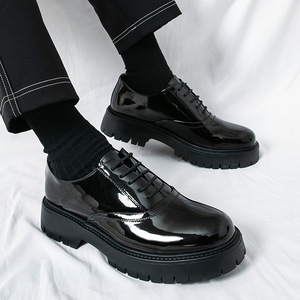 Zapatos de Hombre de Charol con Punta Ancha y Suela Gruesa Brillante para Uso Diario, Zapatos que Aumentan la Estatura para Trajes y Novios - Product Image 2