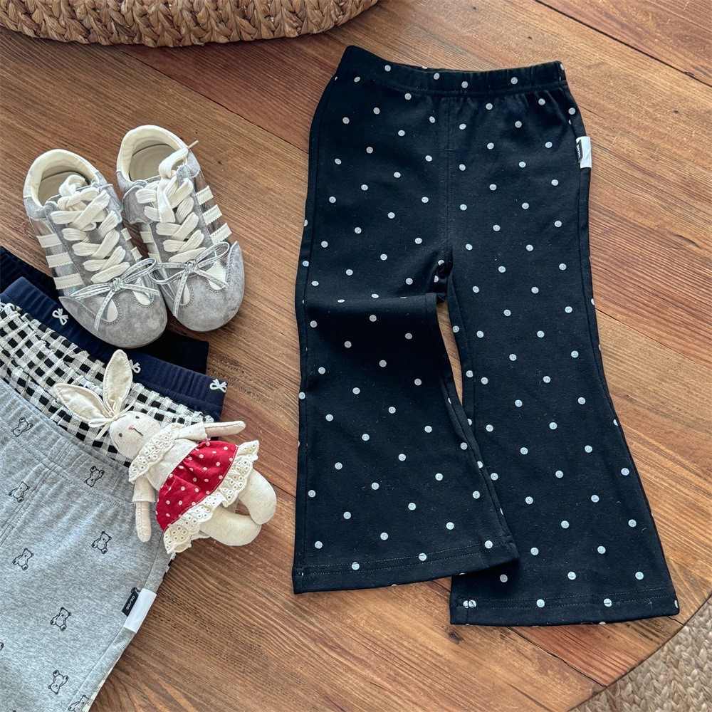 8368 - Black Polka Dots