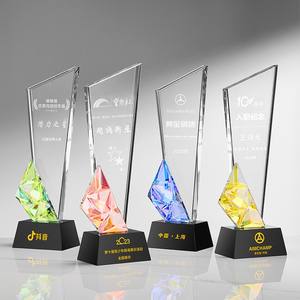 עיצוב גשר קטן קריסטל זכוכית פרס פרס פרס באיכות גבוהה מותאם אישית uv מלוטש כבוד קריסטל עיצוב סיטונאי חדש - Product Image 2