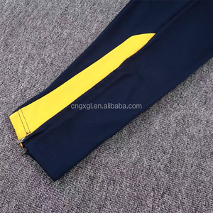 Vente en gros survêtement de football personnalisé à demi-fermeture éclair maillot à manches longues jogging vêtements de sport hommes enfants jeunes survêtement d'entraînement de l'équipe de football - Product Image 3