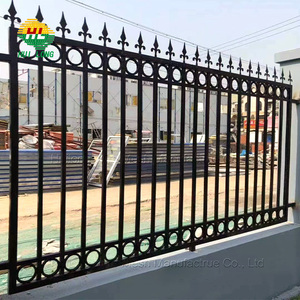 Wrought sắt an toàn hàng rào bảng đen <span class=keywords><strong>PVC</strong></span> bọc thép thép hiện đại picket hàng rào cho ngoài trời xử lý nhiệt - Product Image 6
