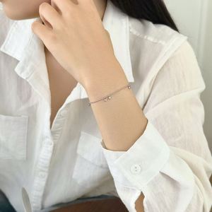 Dylam - Pulsera de Plata de Ley 925 con Cuentas y Colgante de Corazón, Diseño Minimalista y Elegante para Mujer - Product Image 2
