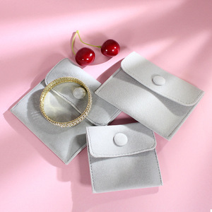 Pochette à rabat de haute qualité avec impression de logo personnalisé, petite taille, en velours suédé, pour emballages de bijoux personnalisés - Product Image 3