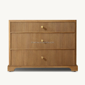 Comodino Moderno di Lusso Contemporaneo con 3 Cassetti in Legno Massello, Personalizzabile, Resistente, con Finitura a Doghe Francese - Product Image 5