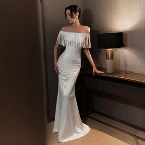 <span class=keywords><strong>Robe</strong></span> de soirée sirène élégante blanche à épaules dénudées avec franges et pompons, <span class=keywords><strong>robe</strong></span> longue froncée, <span class=keywords><strong>robe</strong></span> de cocktail sirène, <span class=keywords><strong>robe</strong></span> de mariée, <span class=keywords><strong>robe</strong></span> de soirée, <span class=keywords><strong>robe</strong></span> de bal - Product Image 1