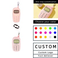 Porte-clés en peluche rétro personnalisé pour téléphone portable, jouet en peluche doux, pendentif en peluche de qualité supérieure, accessoire en peluche pour la décoration de sac, petit cadeau