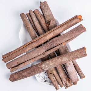 <span class=keywords><strong>Canela</strong></span> <span class=keywords><strong>de</strong></span> Guangxi Natural en Trozos, Especias Secas, Materia Prima para Extracción <span class=keywords><strong>de</strong></span> Aceites Esenciales y Fábrica <span class=keywords><strong>de</strong></span> Condimentos - Product Image 3