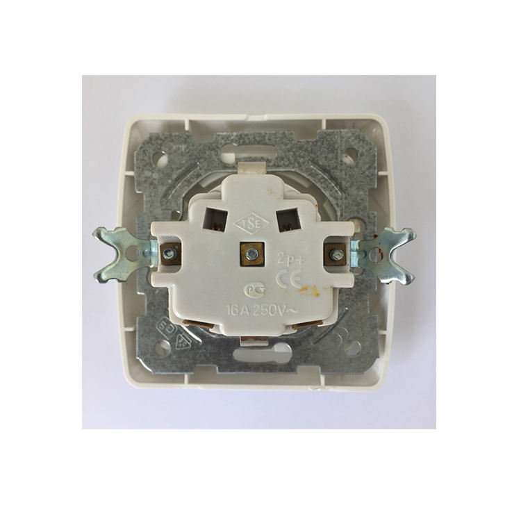 High Quality European Standard French Power Long Duration Time 16A 220v EU Wall Socket