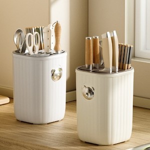 ที่วางมีดครัวพลาสติกแบบมีรูระบายน้ำสำหรับวางบนเคาน์เตอร์ลายหมี - Product Image 3