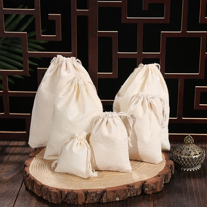 ถุงผ้ามัสลินขนาด 4x6 นิ้ว ใช้ซ้ำได้ ถุงผ้าฝ้ายธรรมชาติแบบมีเชือกผูก พร้อมพิมพ์โลโก้ สำหรับใส่ของขวัญเล็กๆ หรือเครื่องสำอาง - Product Image 3