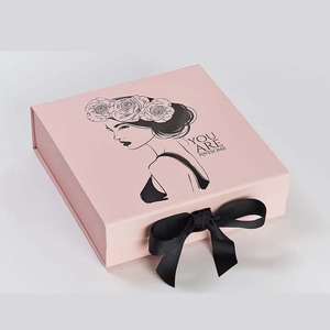 Luxury clamshell hardboard magnet lid gift box packaging pink magnetic gift boxes with ribbon bow handle for packiging