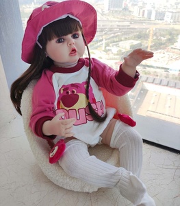 Poupée Reborn en Silicone de 24 Pouces, Réaliste, Souple, Ponderée, Mignonne, pour Filles, avec Fonction de Succion des Doigts - Product Image 5