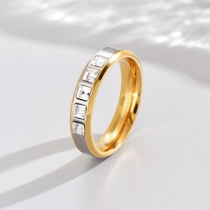 Bague carrée en acier inoxydable plaqué diamant pour femme, nouvelle collection, vente en gros, idéale pour les mariages et les fêtes romantiques - Product Image 3