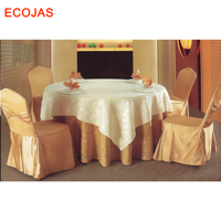 Ensemble de table de banquet et de chaises recouvertes de tissu champagne pour les salles de réception privées et les salles d'événements d'hôtels