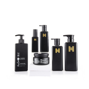 Bouteille en plastique PET PCR RPET carrée vide personnalisée noire de 60 ml, 100 ml, 400 ml, 600 ml avec pompe pour gel douche, cheveux, <span class=keywords><strong>voiture</strong></span>, lotion - Product Image 1